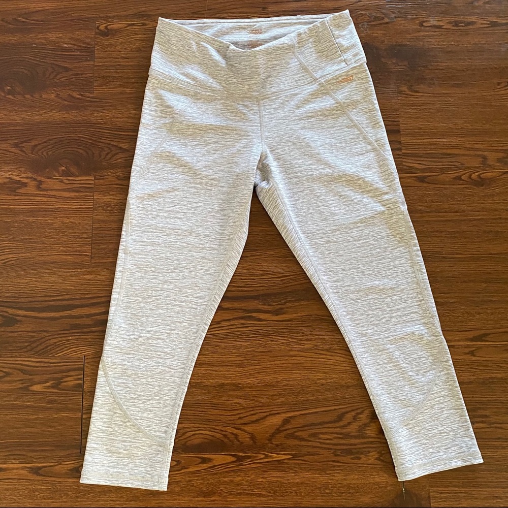 Copper fit short leggings